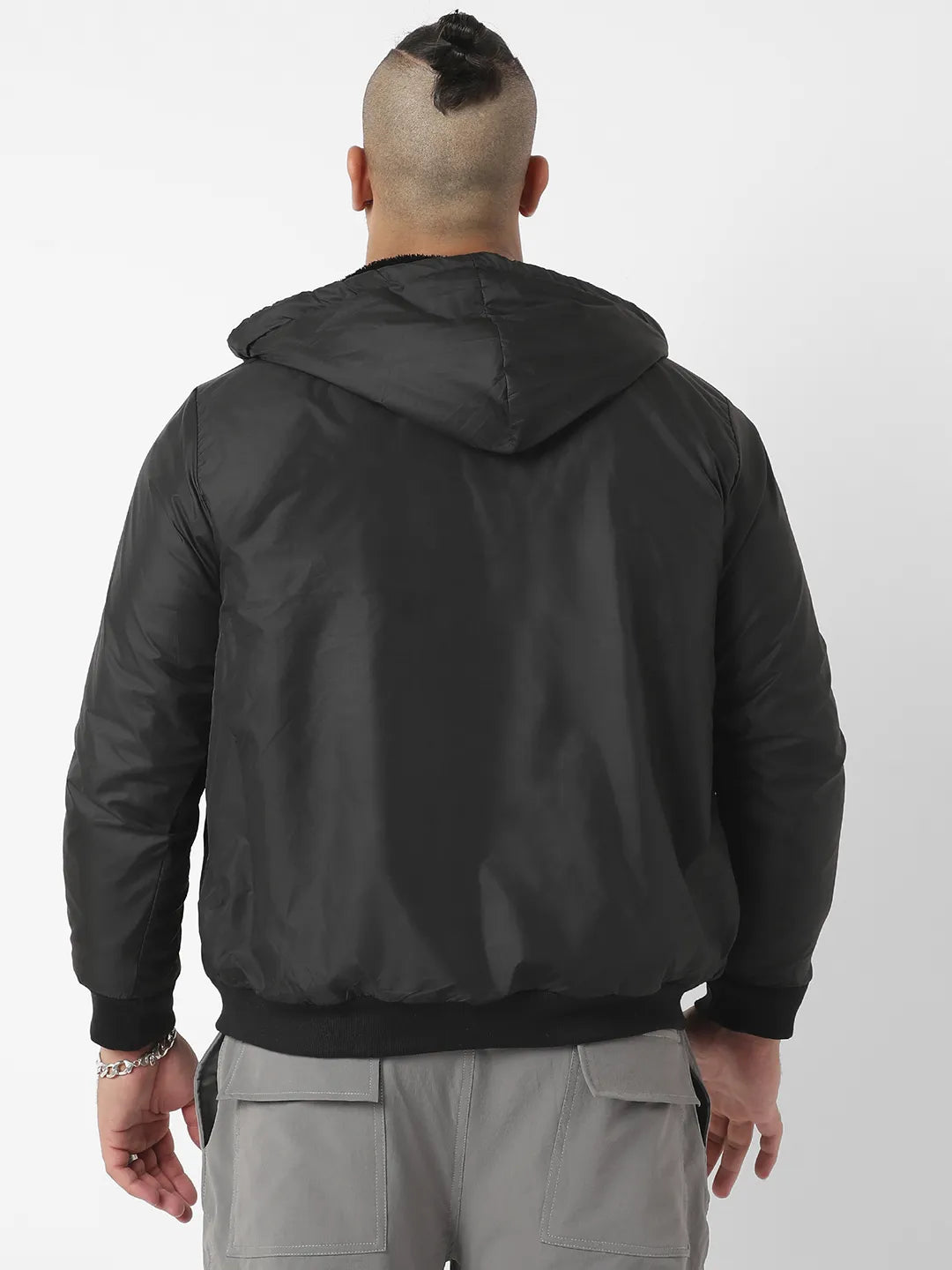 Black Zip-Front Puffer Jacket With Ribbed Hem