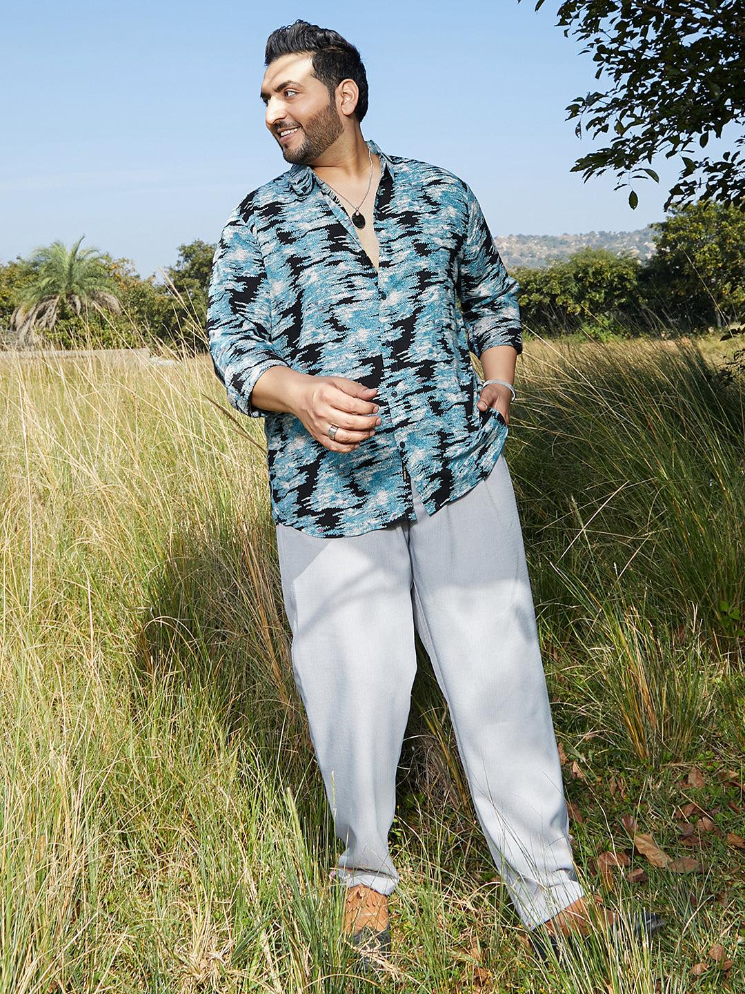 Contrast-Scuff Shirt