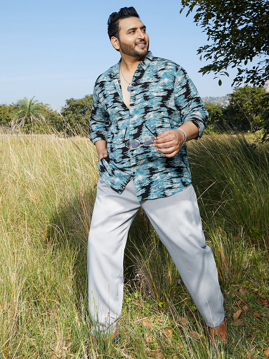 Contrast-Scuff Shirt