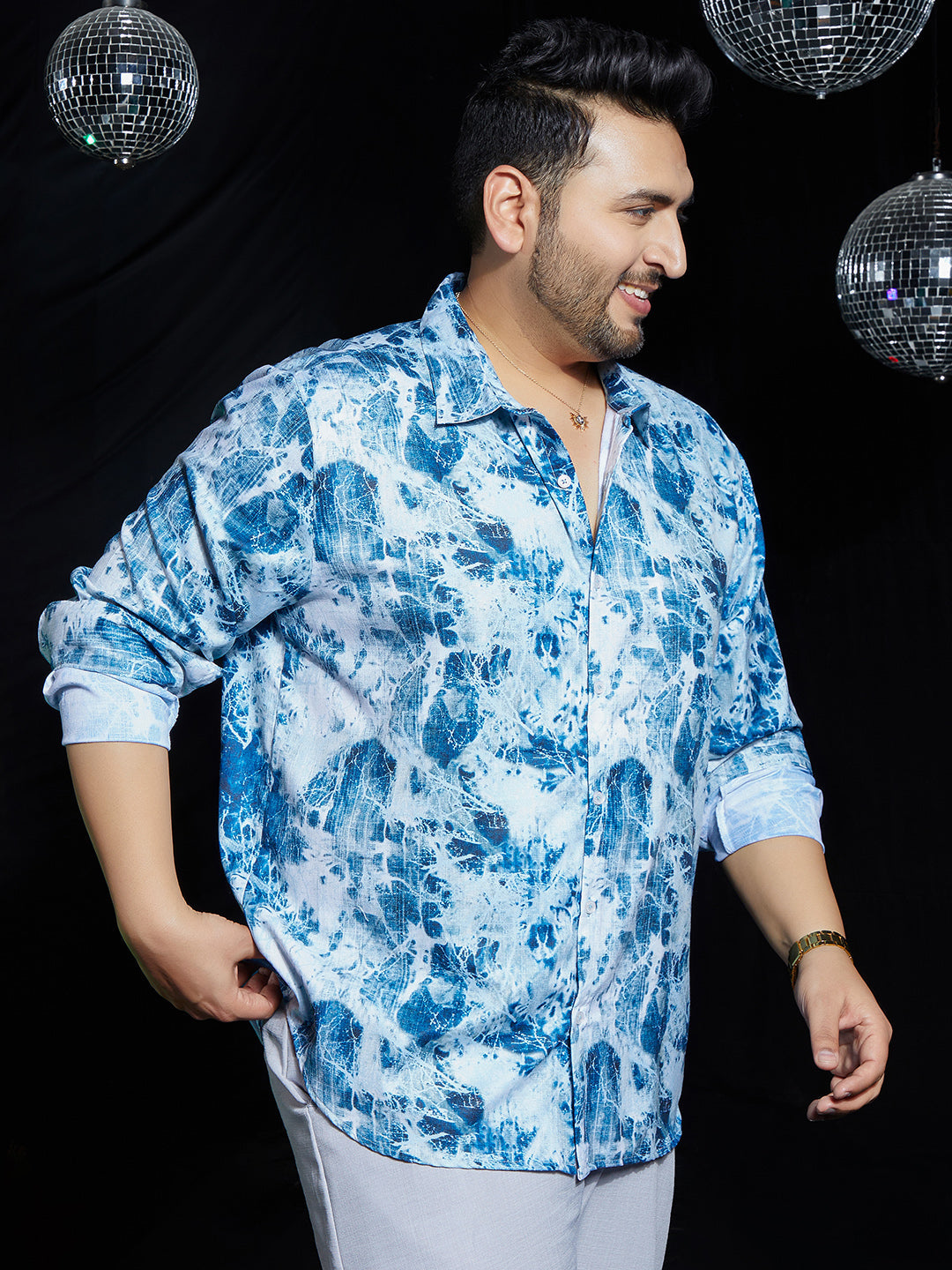 Striated-Contrast Regular Shirt