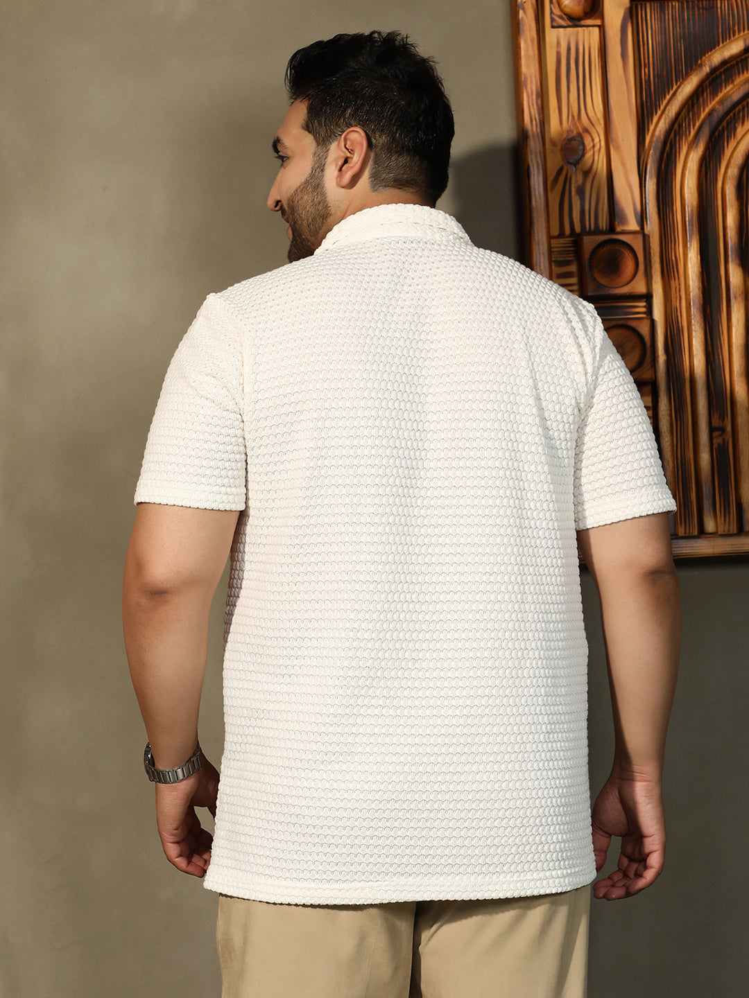 Oval-Tactile Knit Shirt