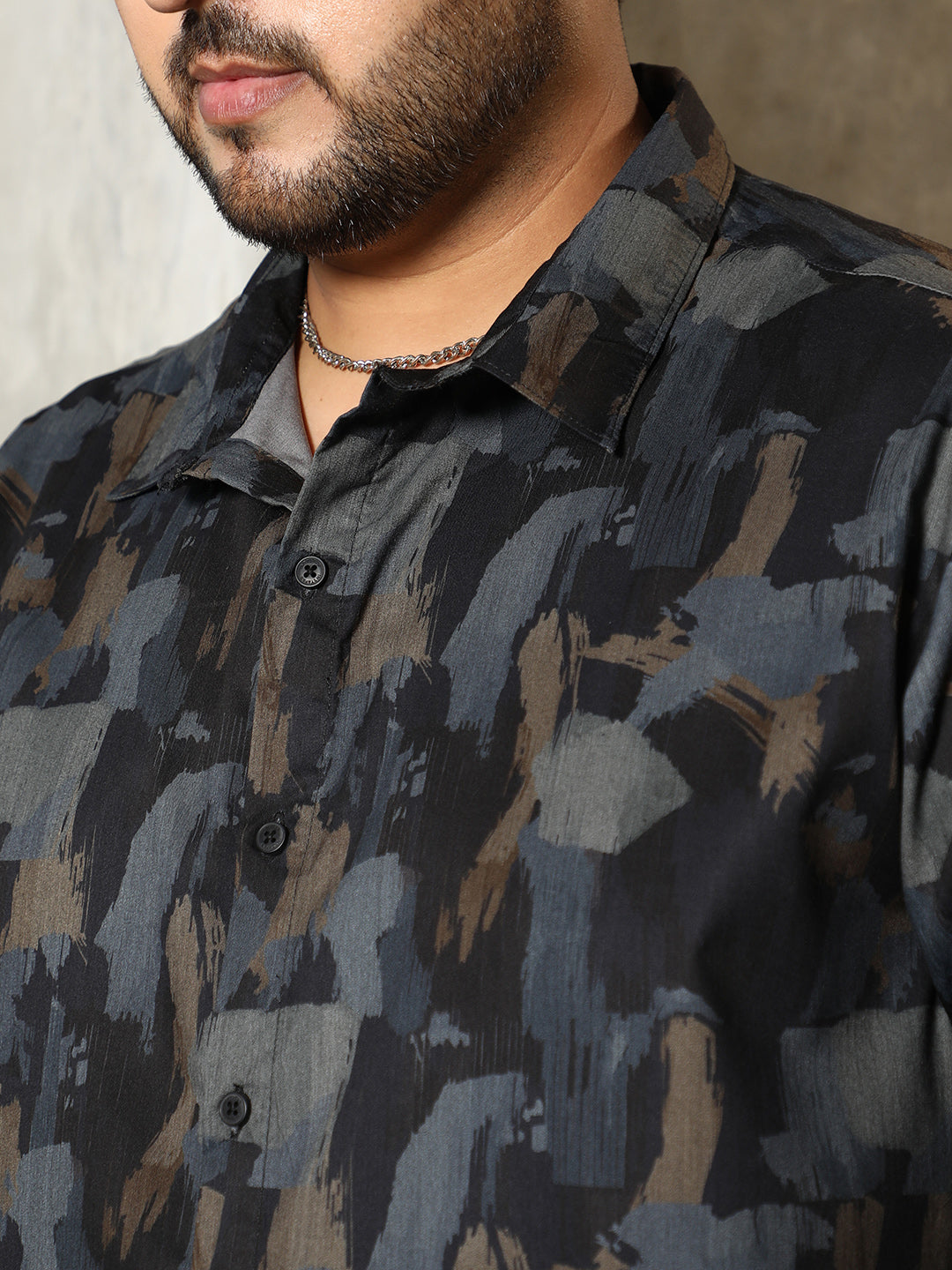 Fray-Stroke Imprint Shirt