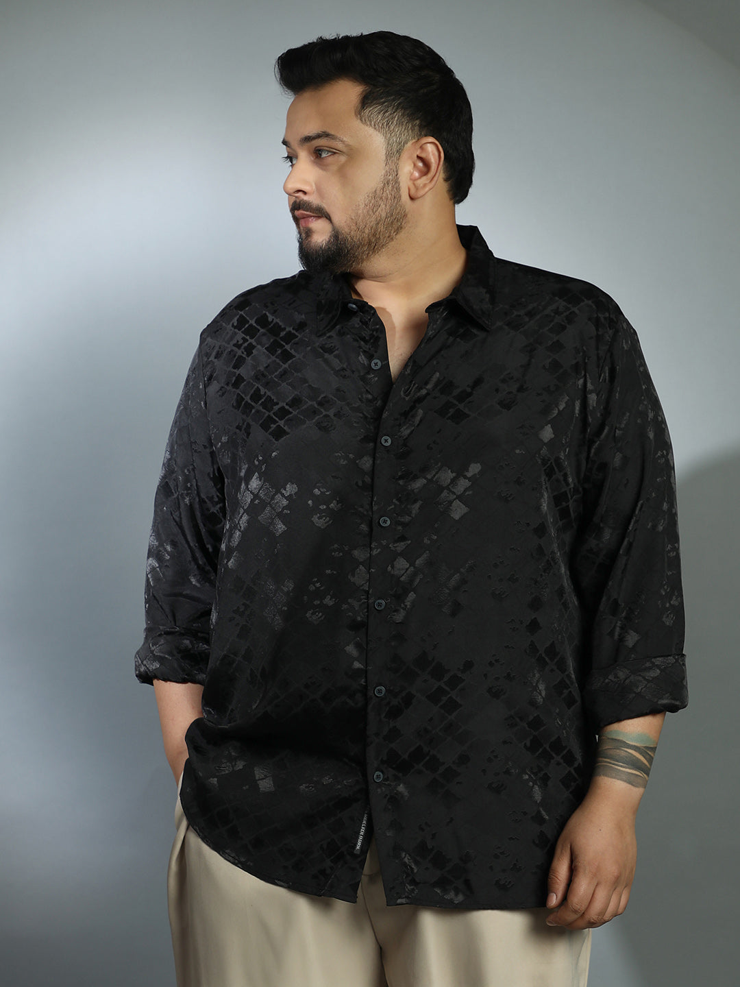 Noir-Cubic Textured Shirt