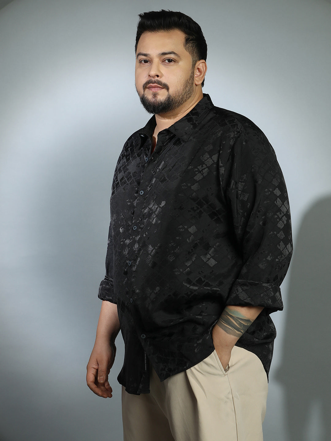 Noir-Cubic Textured Shirt