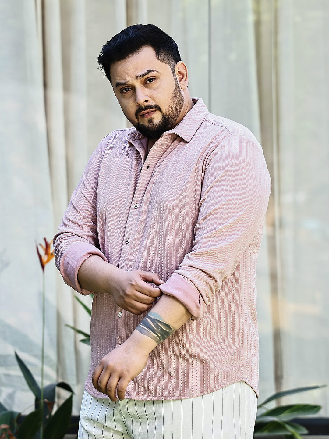 Parallel-Crease Tactile Shirt