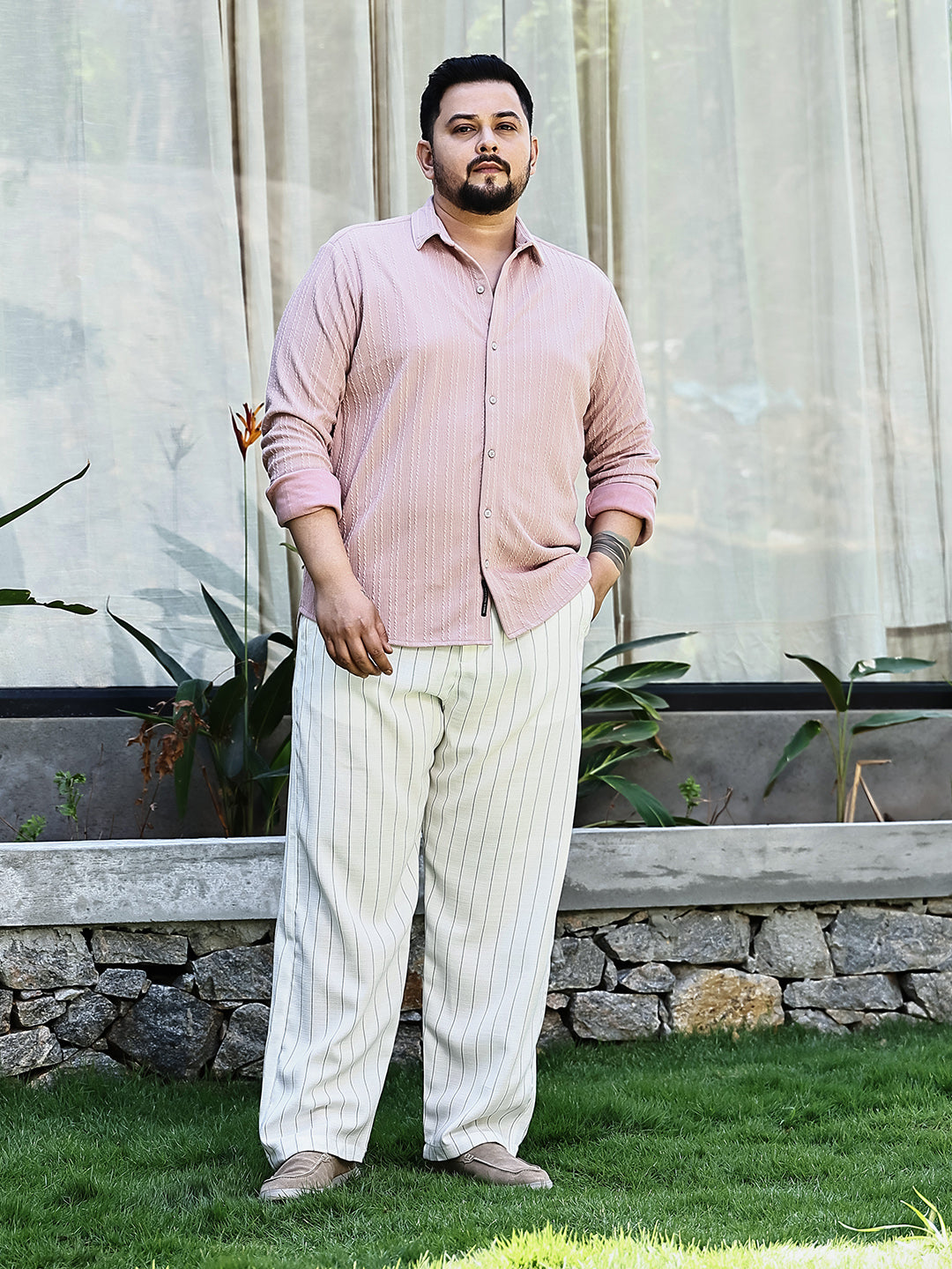 Parallel-Crease Tactile Shirt