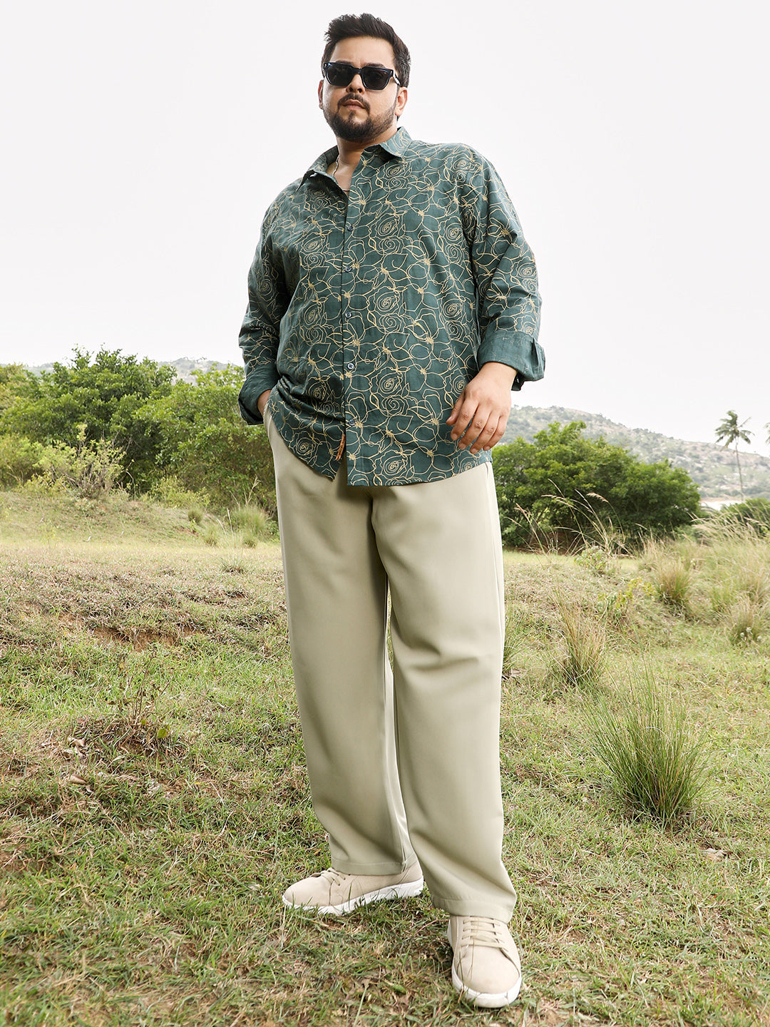 Roses-Lined Embroidered Shirt