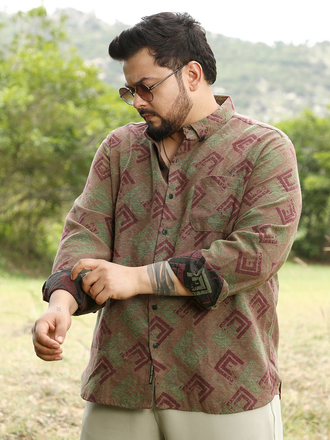 Cubic-Stamp Jacquard Shirt