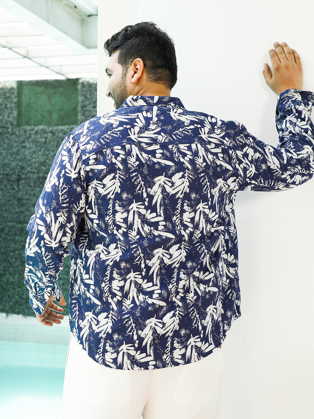 Leaflet Brushed-Imprint Shirt