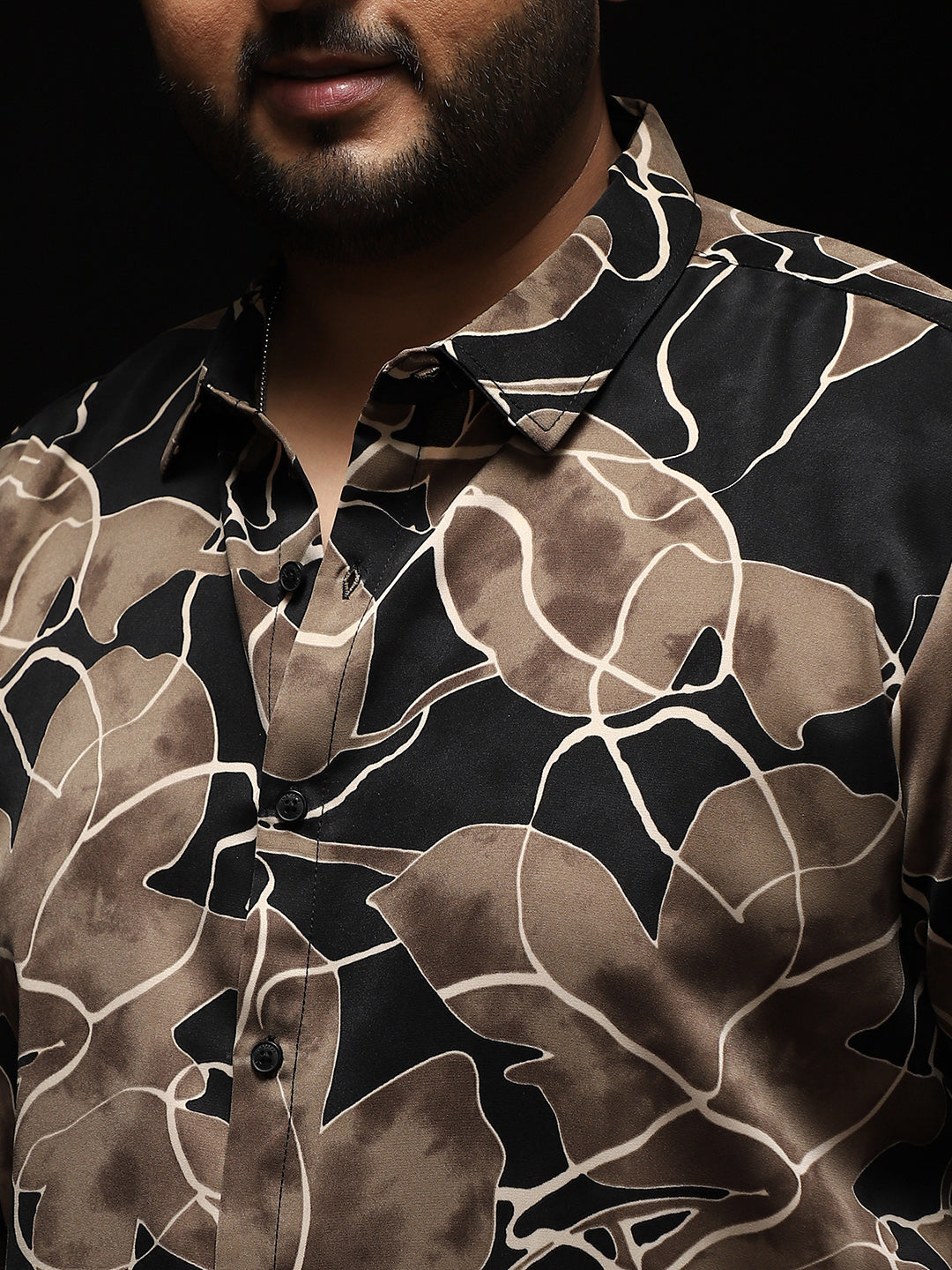 Artistic-Foliage Lined Imrprint Shirt