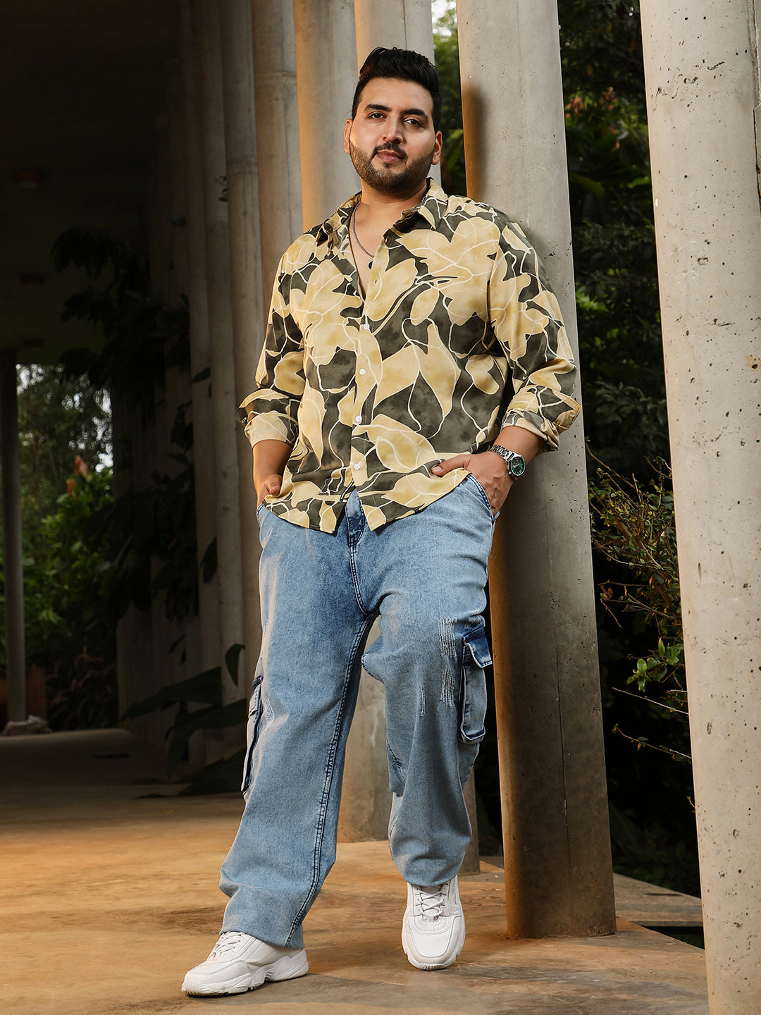Artistic-Foliage Lined Imrprint Shirt