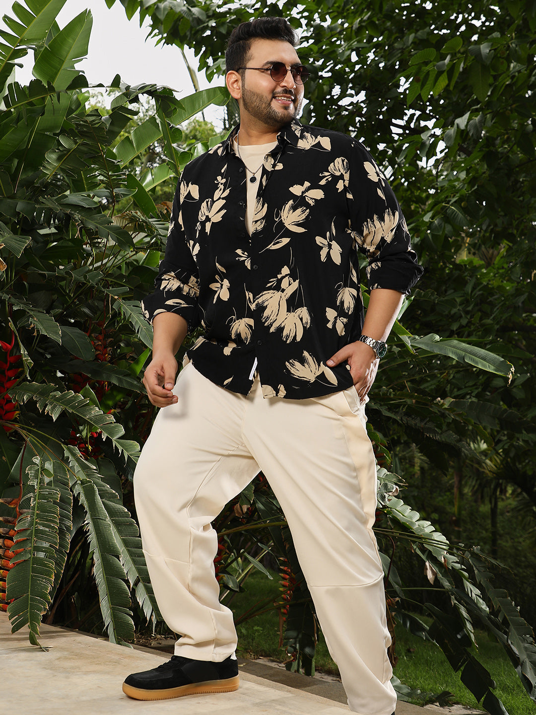 Contrast-Petalia Imprint Shirt