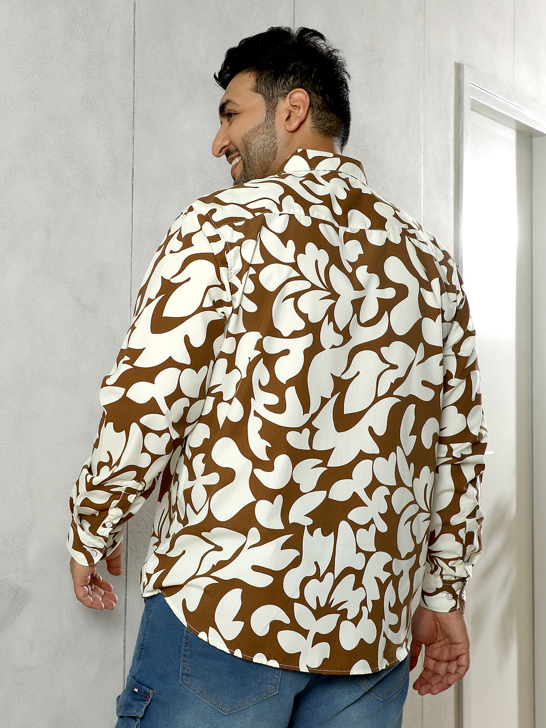 Contrast-Botanics Imprint Shirt