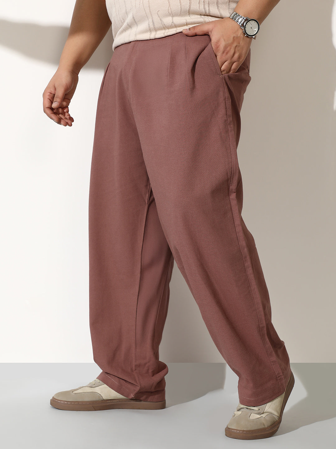 Linen-Blend Pleated Trousers