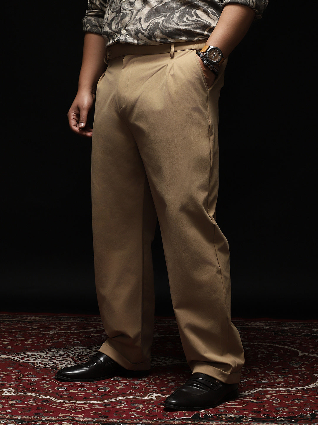 Extended-Waistband Pleated Trousers