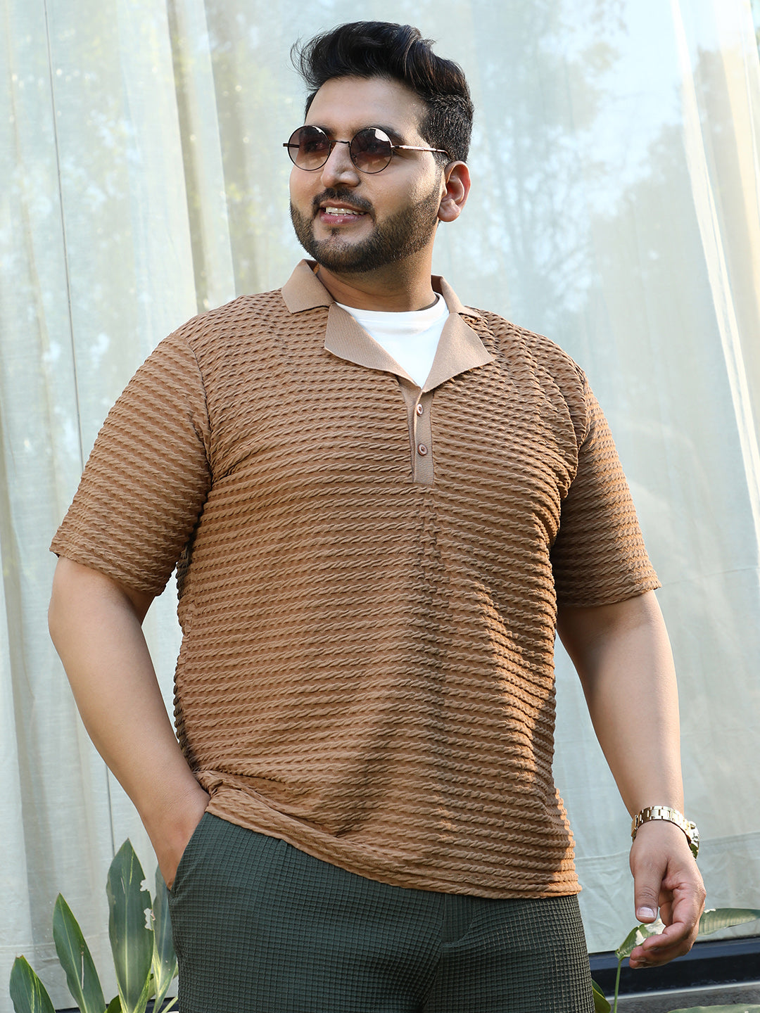 Crease-Tactile Cuban Polo T-Shirt