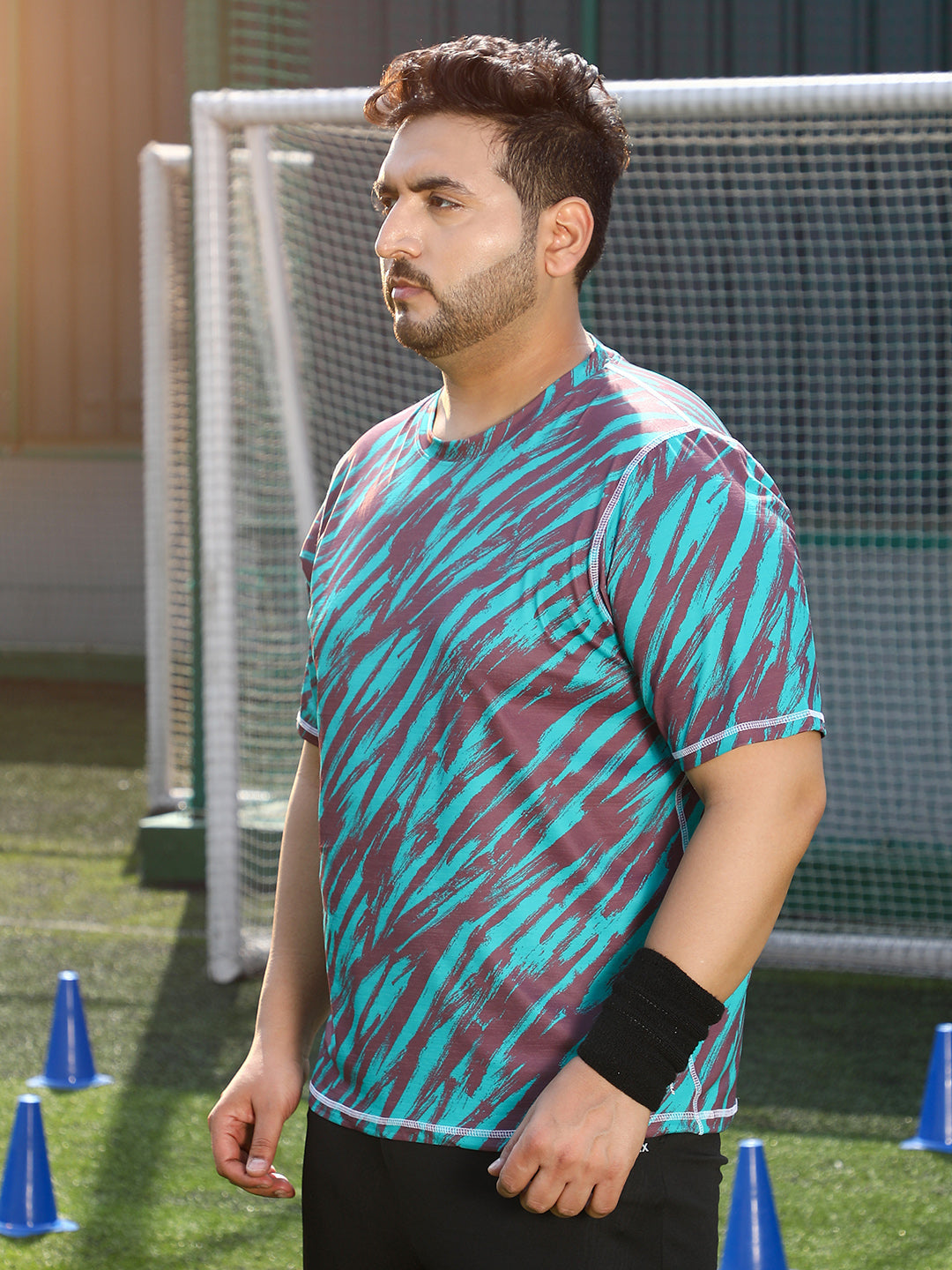 Contrast-Stroke Activewear T-Shirt