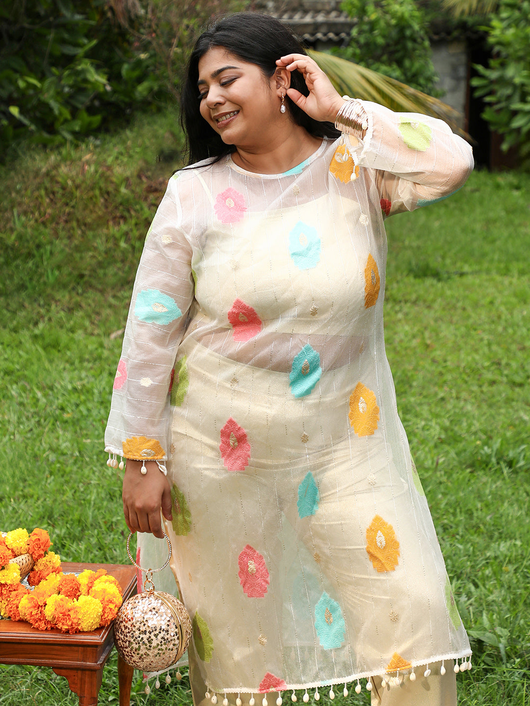 Floral Motif Kurta With Crop Top And Trousers