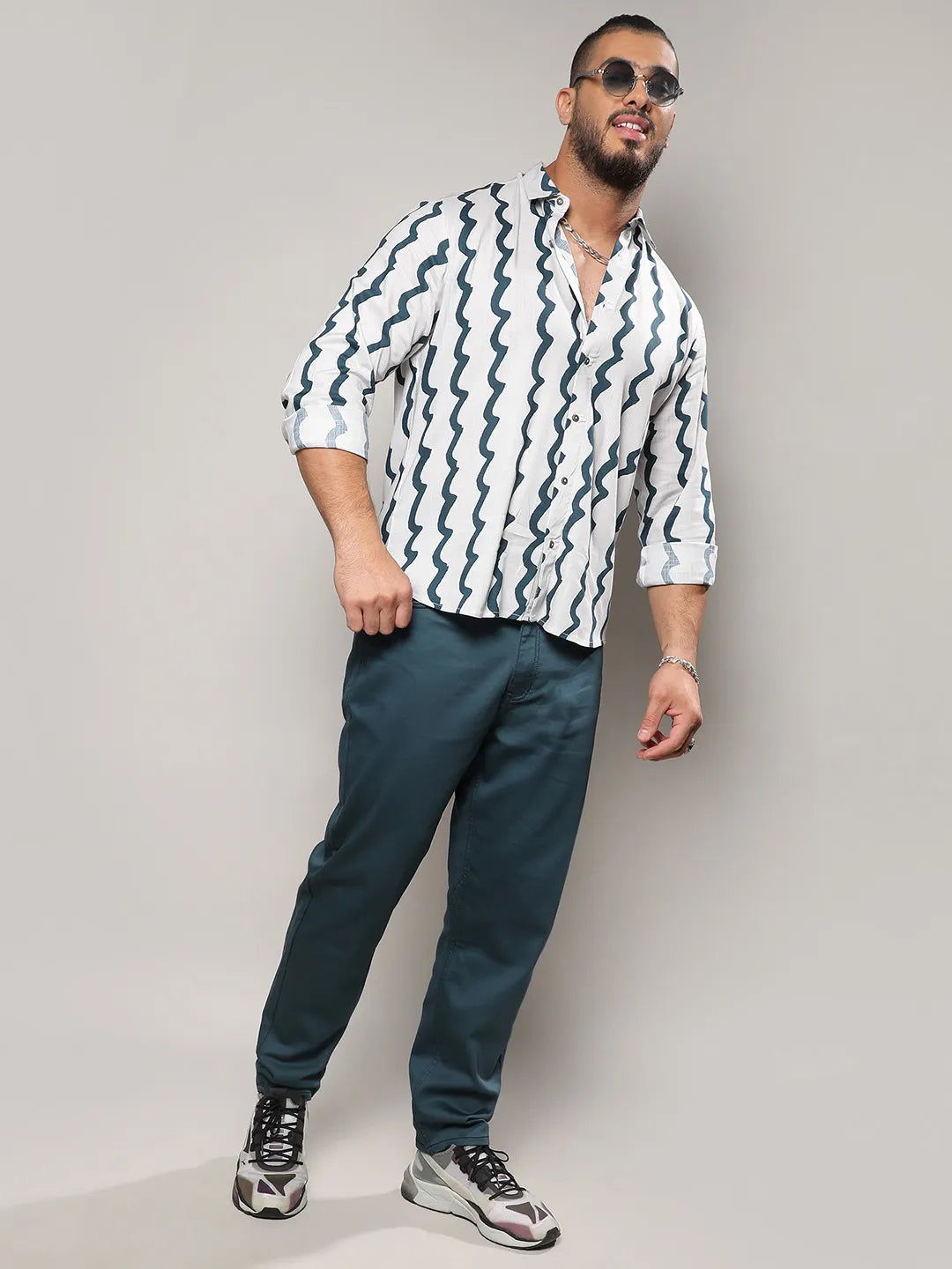 White & Navy Blue Contrast Paint Lines Shirt