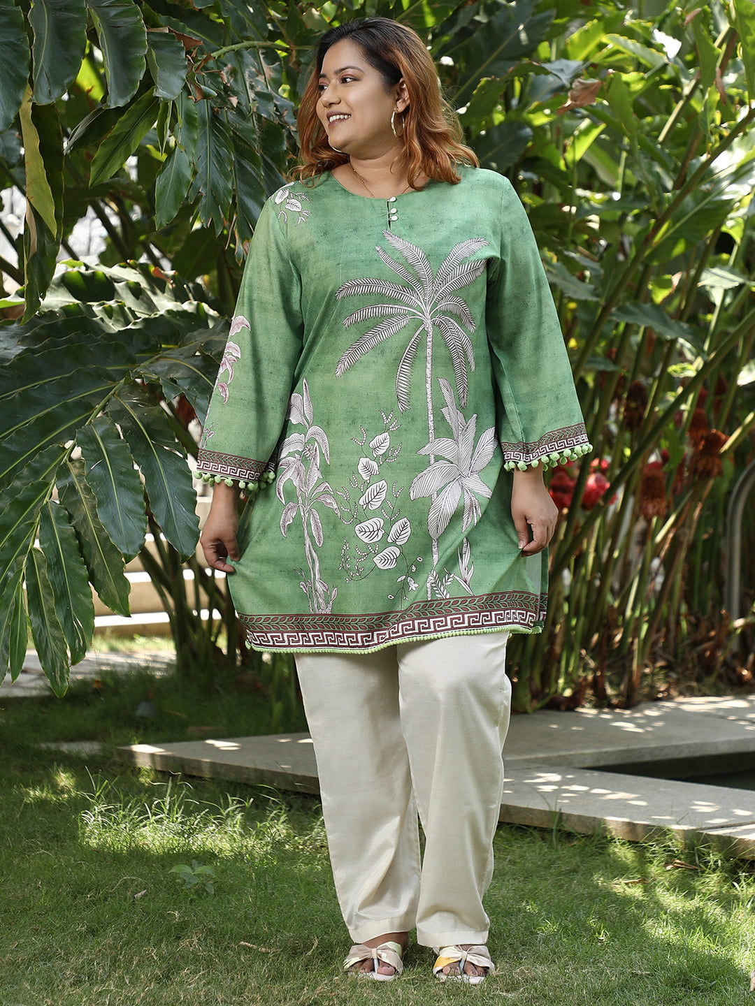 Palm Foliage Kurti With Trousers