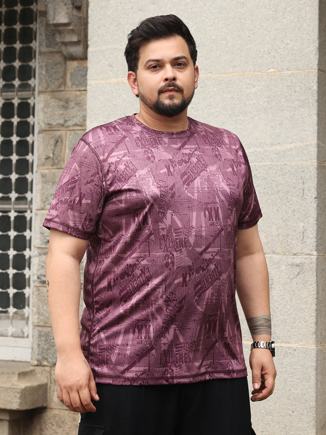 Abstract-Typo Activewear T-Shirt