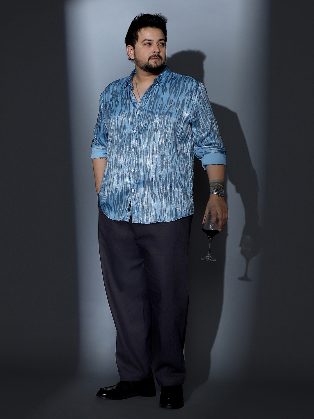 Contrast-Abstract Imprint Shirt