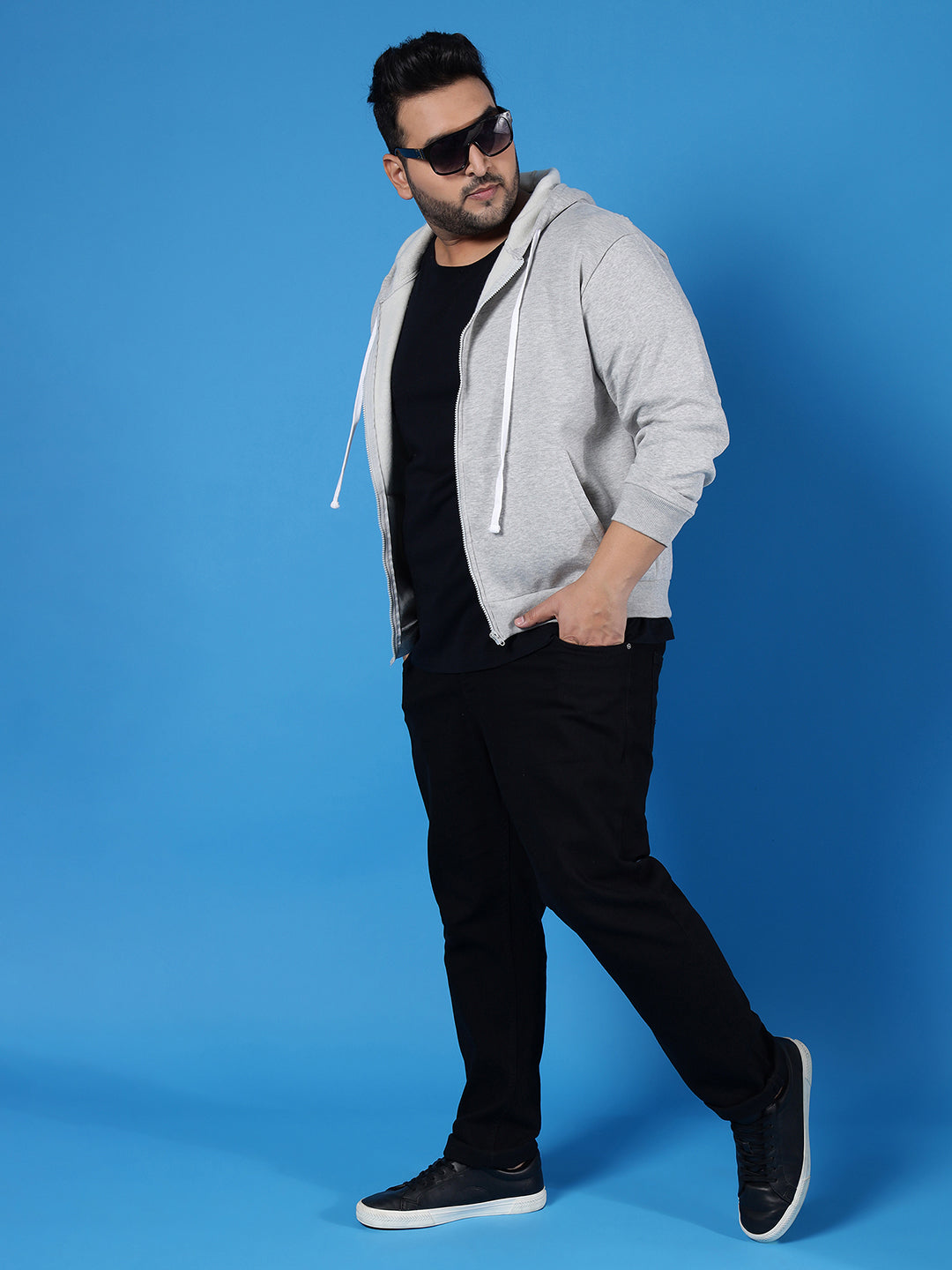 Solid Full Sleeve Hooded Sweatshirt