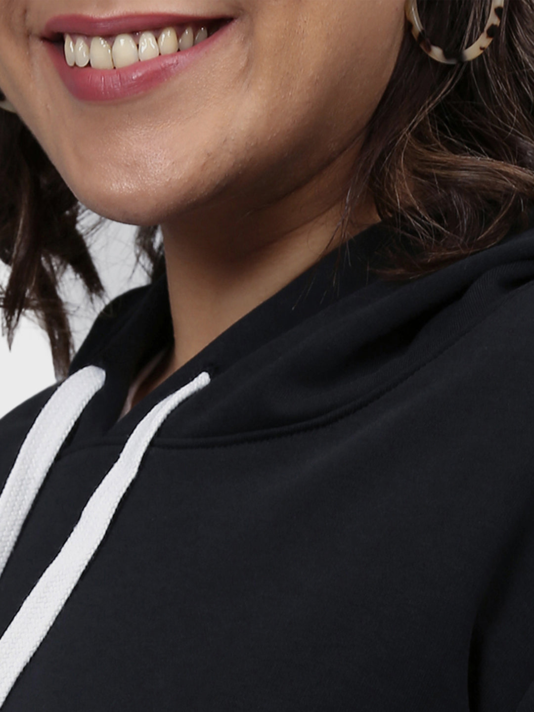 WOMEN TYPOGRAPHIC SWEATSHIRT WITH HOOD