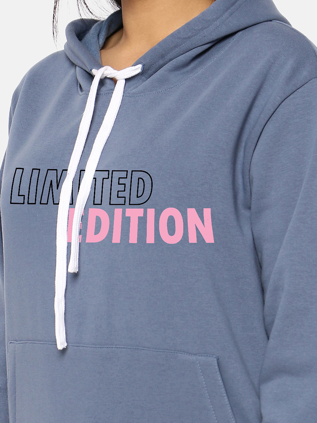 FULL SLEEVE HOODED SWEATSHIRT