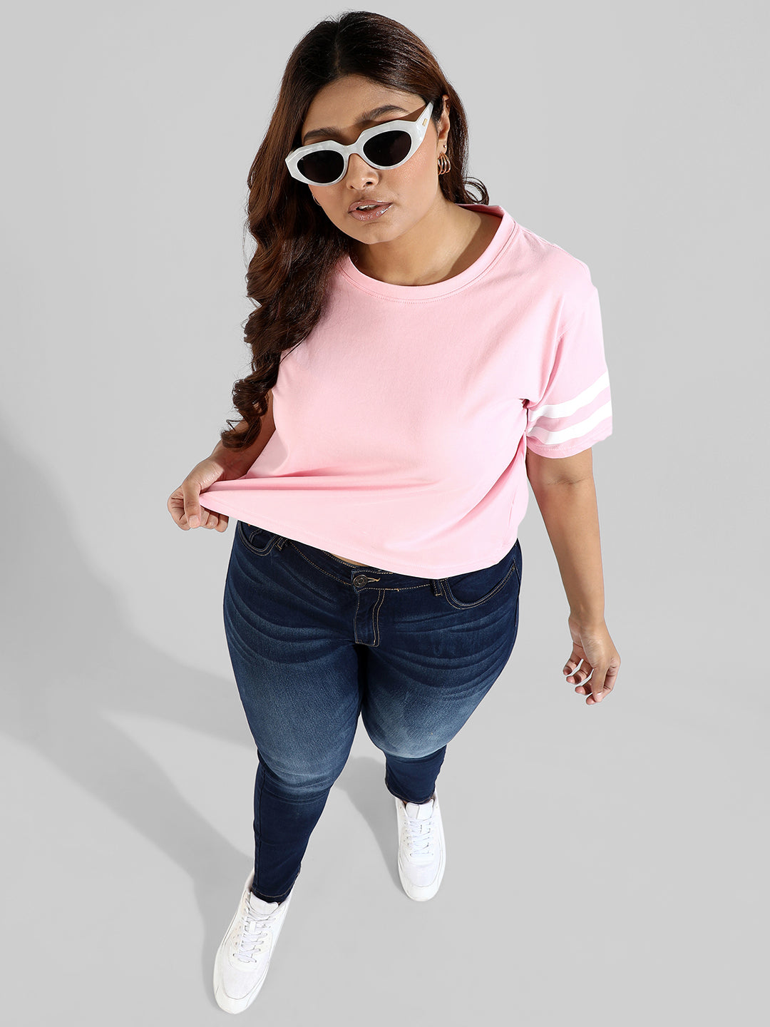 Solid Stylish Shorts Sleeve Round Neck Top