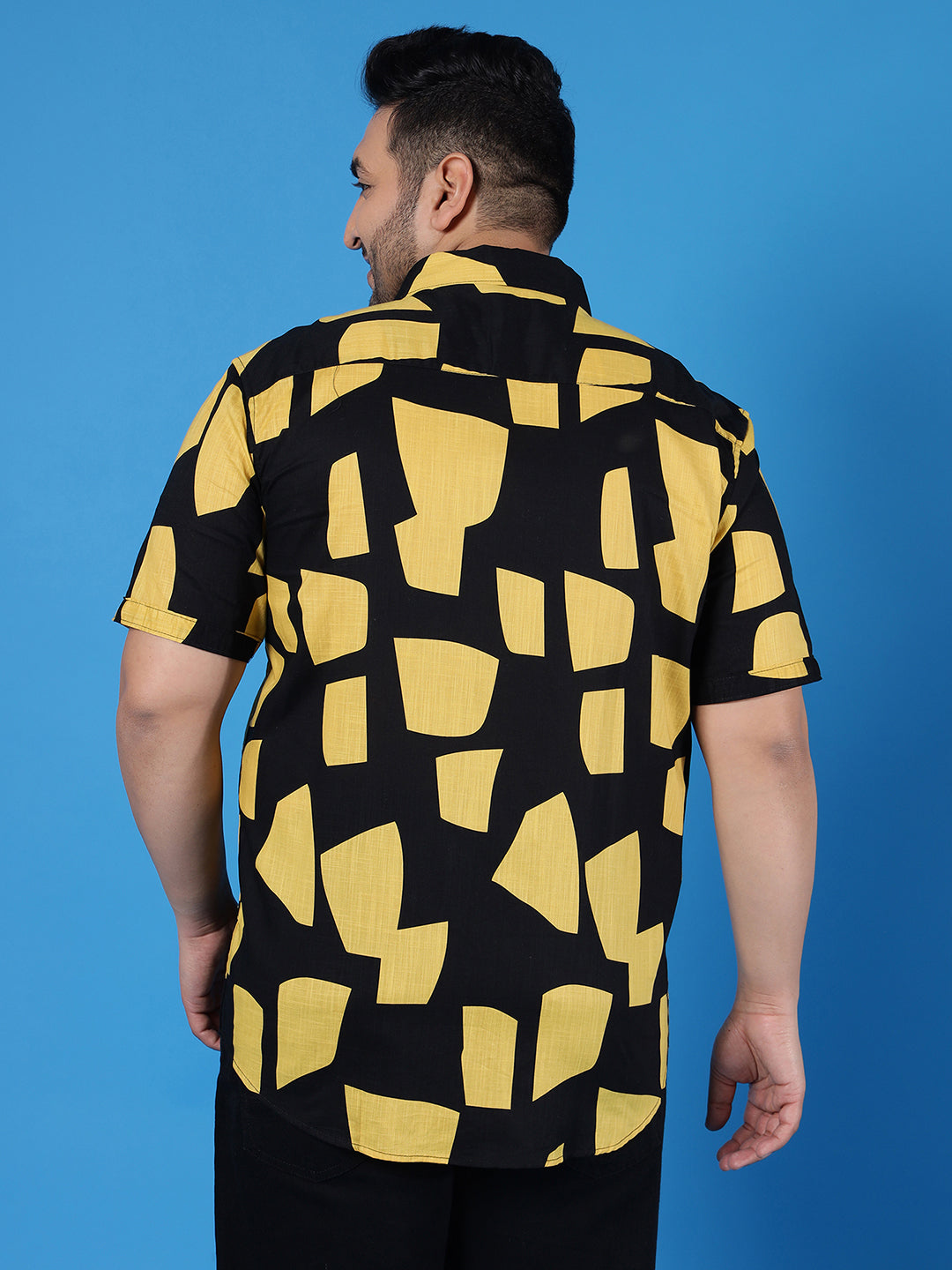 MEN COLORBLOCK HALF SLEEVE CASUAL SHIRT