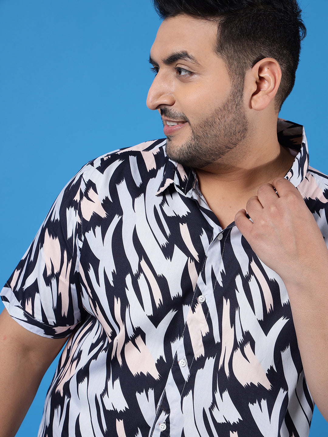 MEN GRAPHIC DESIGN HALF SLEEVE SHIRT