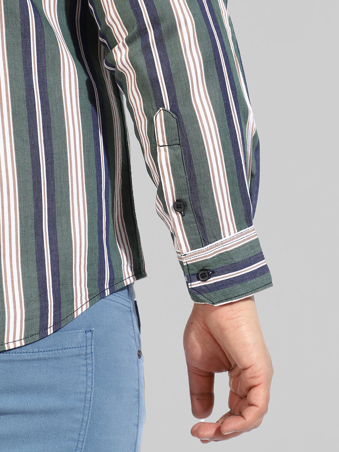 Instafab Plus Men’s Casual Checks Shirt