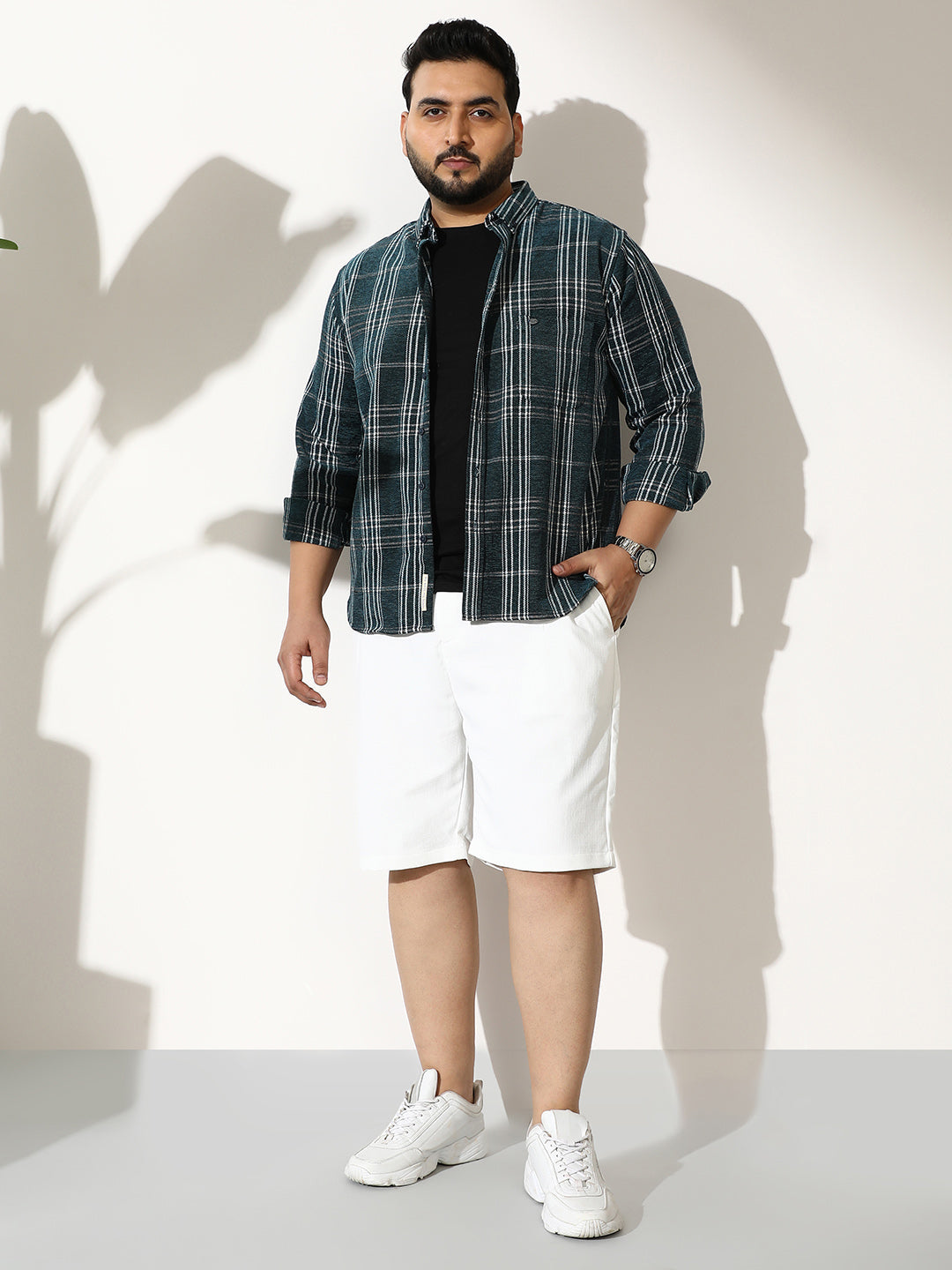 Pleated Linen-Blend Shorts