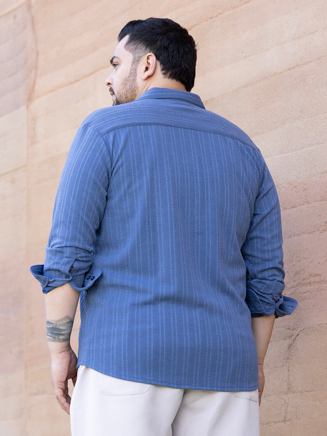 Parallel-Crease Tactile Shirt