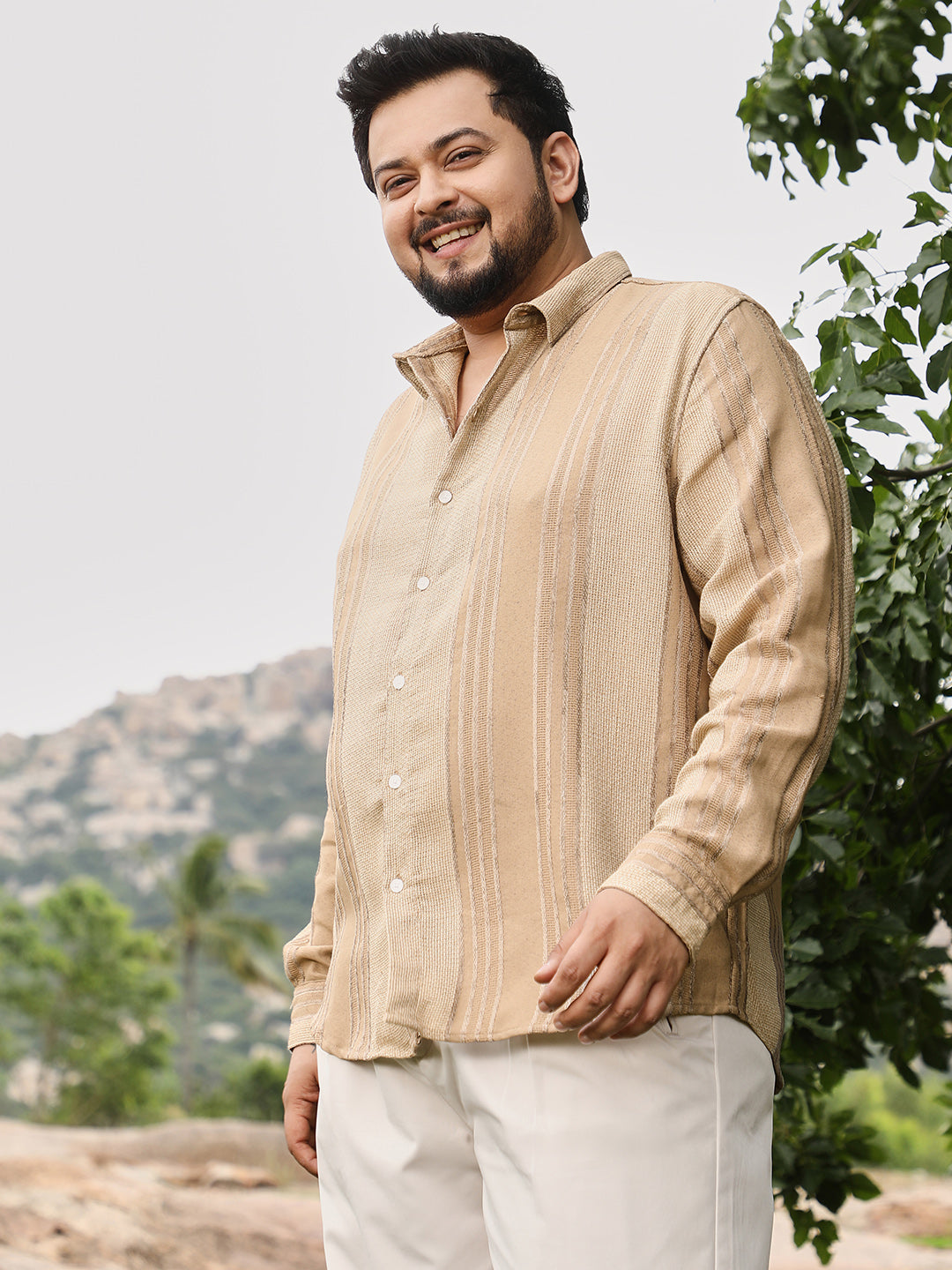 Unbalanced-Striped Jacquard Shirt