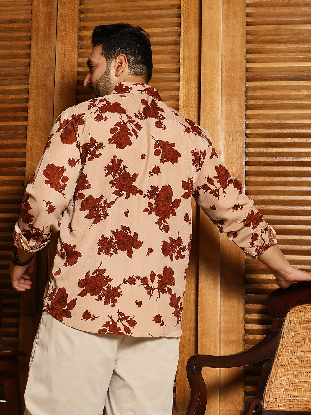 Contrast-Roses Imprint Shirt