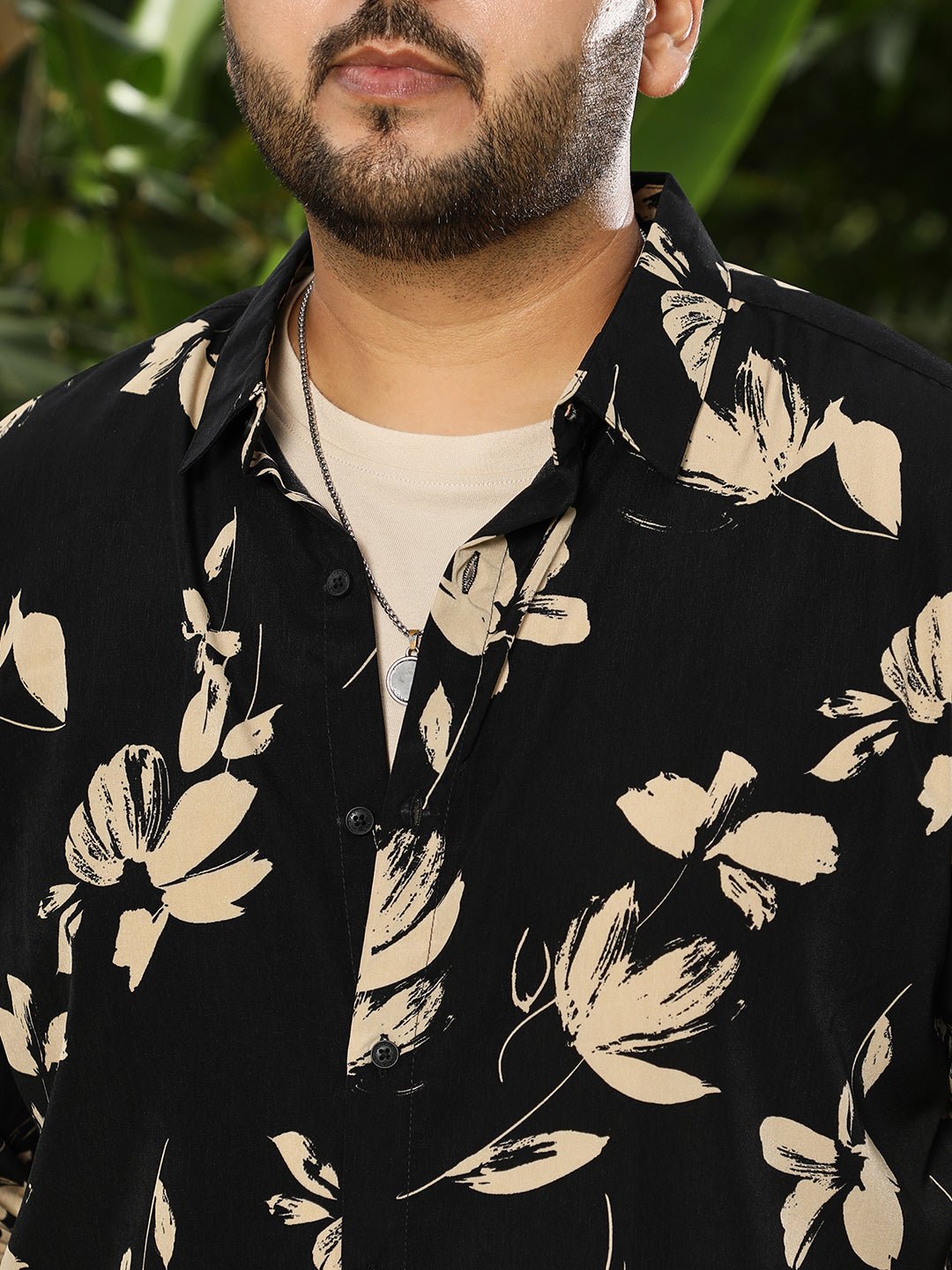 Contrast-Petalia Imprint Shirt