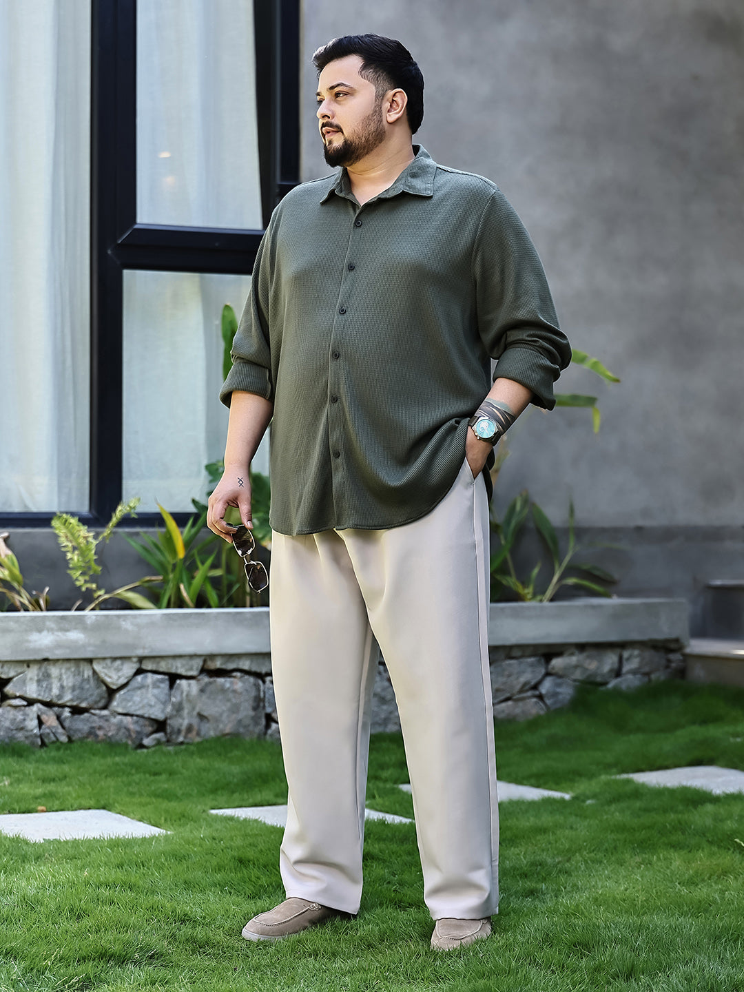 Straight Pleated Trousers