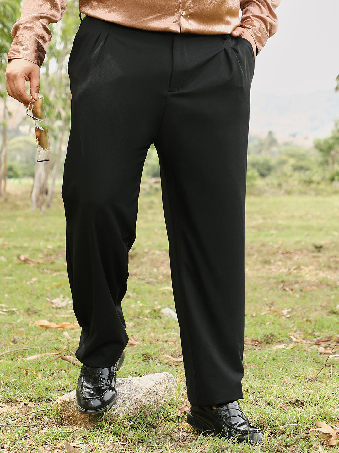 Extended-Waistband Pleated Trousers