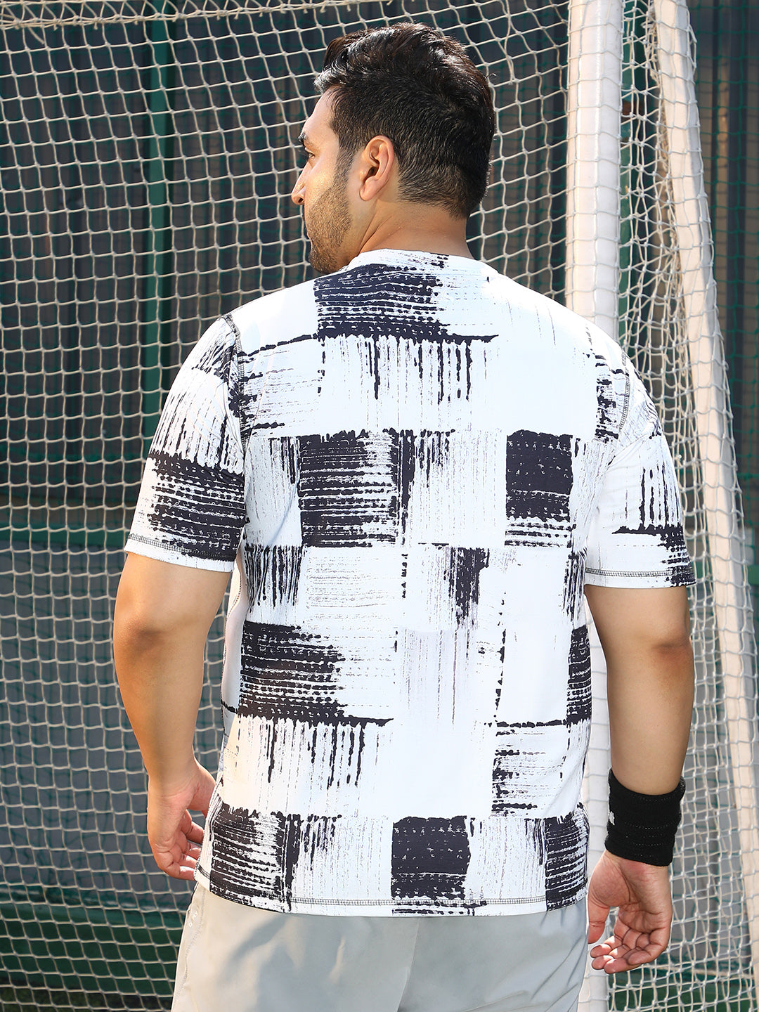 Contrast-Fade Activewear T-Shirt