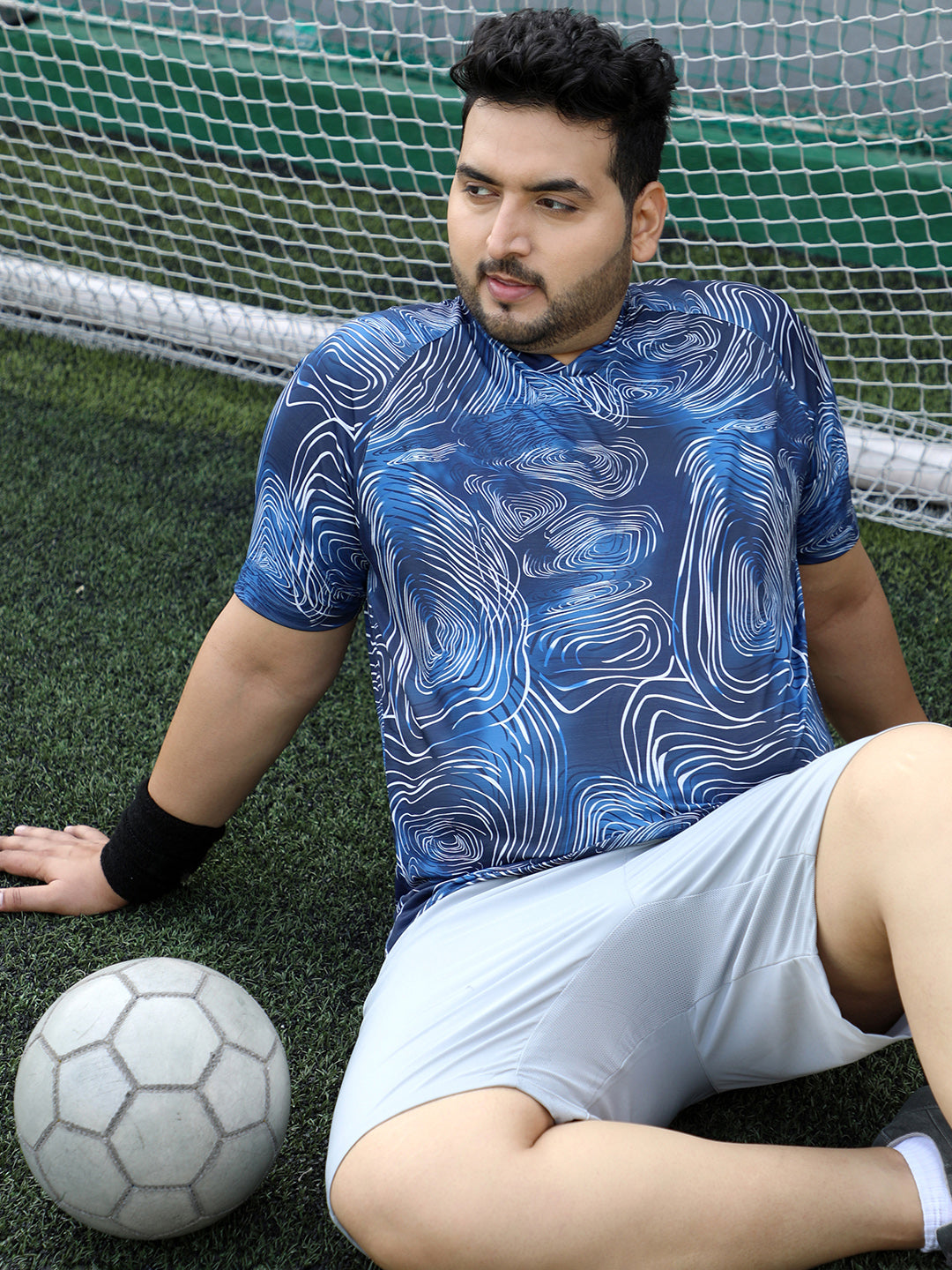Swirl-Lined Activewear T-Shirt