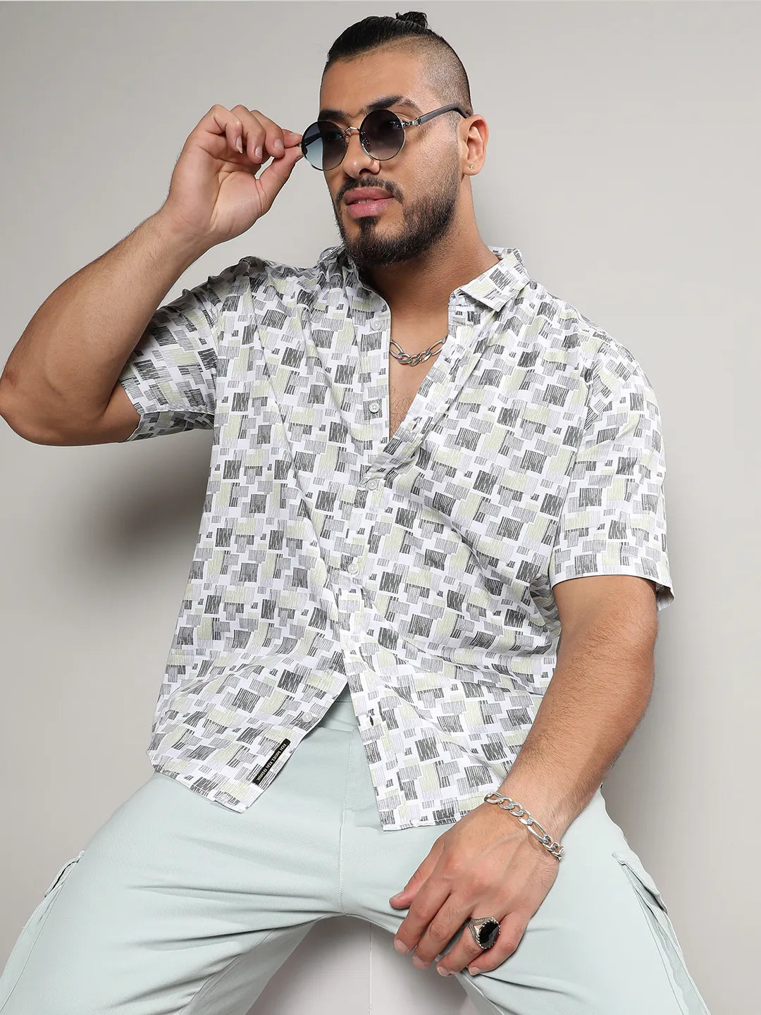 Beige & Grey Abstract Geometric Shirt