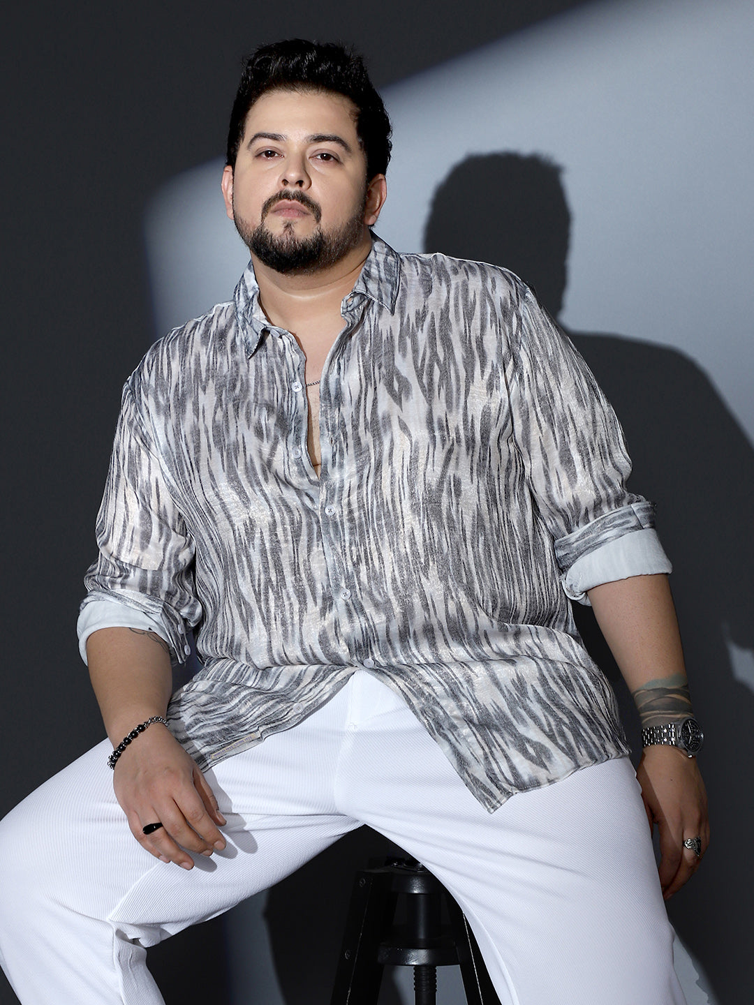 Contrast-Brush Imprint Shirt