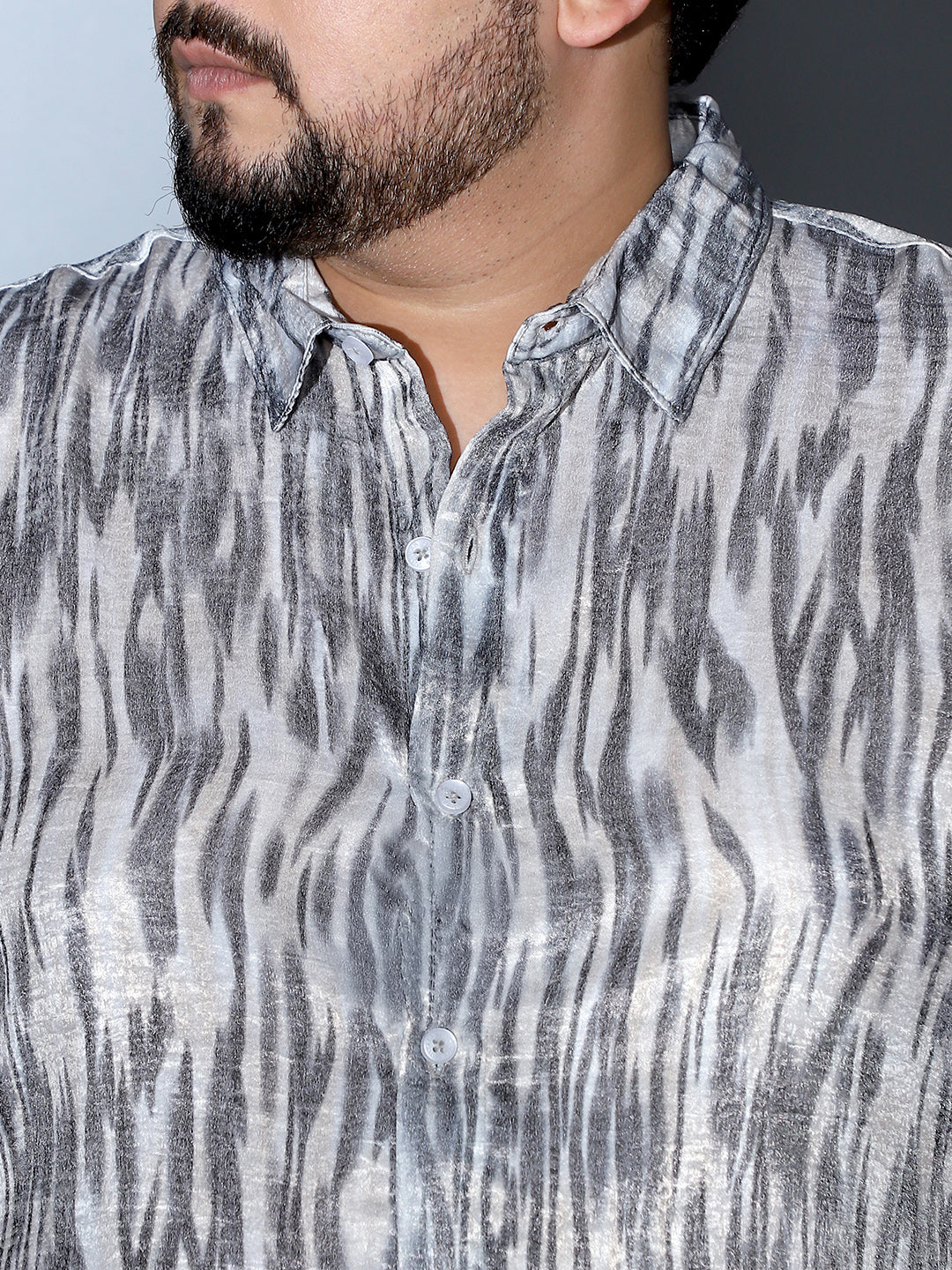 Contrast-Brush Imprint Shirt