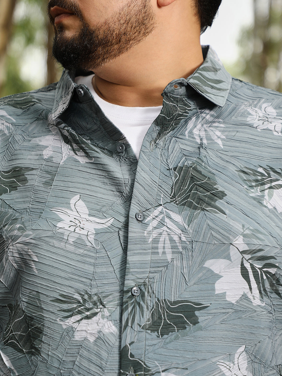 Leaf-Imprint Foliage-Tactile Shirt
