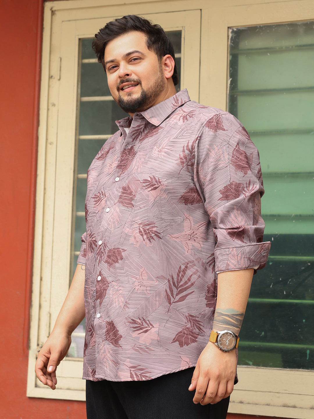 Leaf-Imprint Foliage-Tactile Shirt