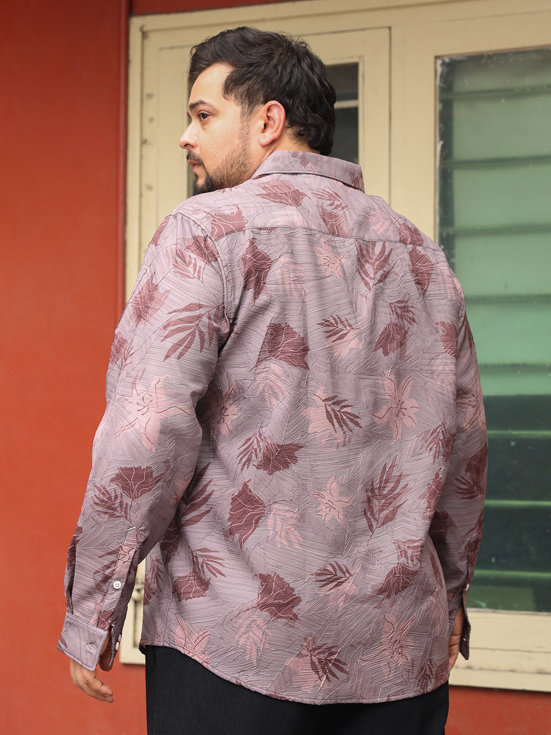 Leaf-Imprint Foliage-Tactile Shirt