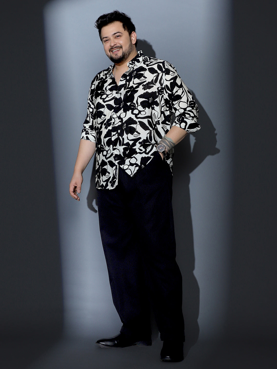 Contrast-Botanical Imprint Shirt