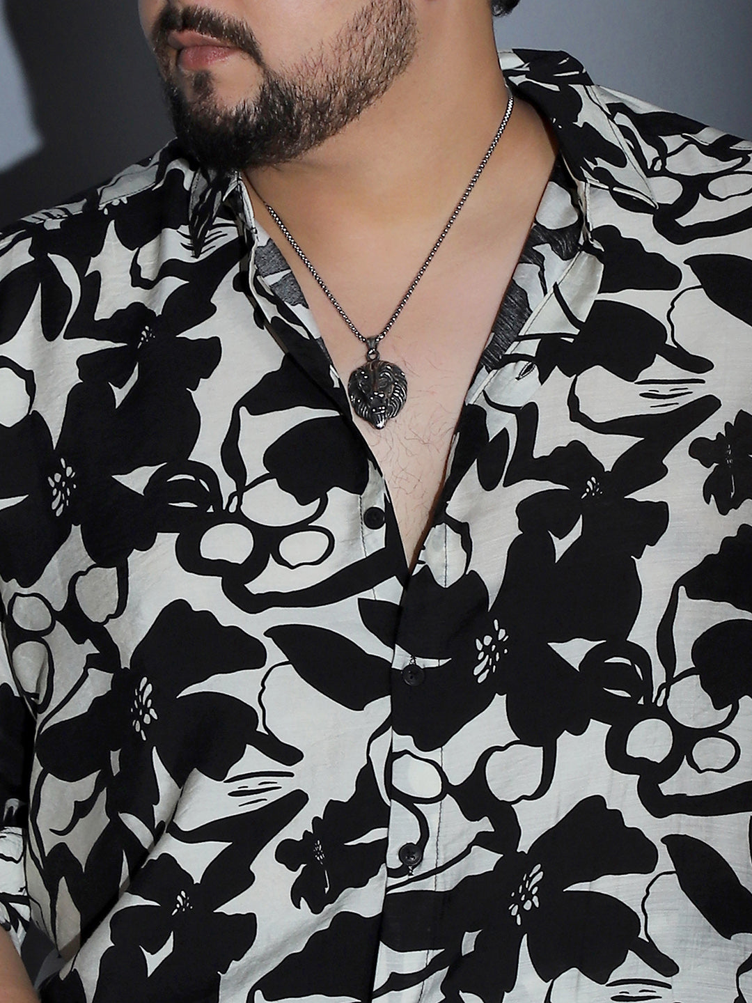 Contrast-Botanical Imprint Shirt